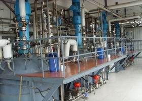 不飽和樹(shù)脂反應(yīng)釜、不飽和聚酯反應(yīng)釜 酚醛樹(shù)脂反應(yīng)釜 樹(shù)脂反應(yīng)釜 